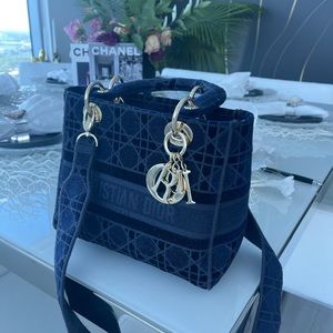 Christian Dior Medium Lady D-LITE Bag